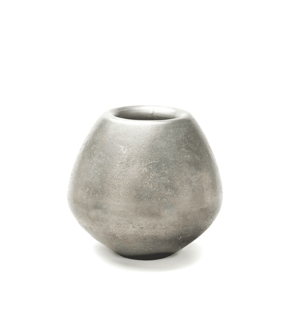 Aluminium vase - whenobjectswork object Maximilian Jenquel